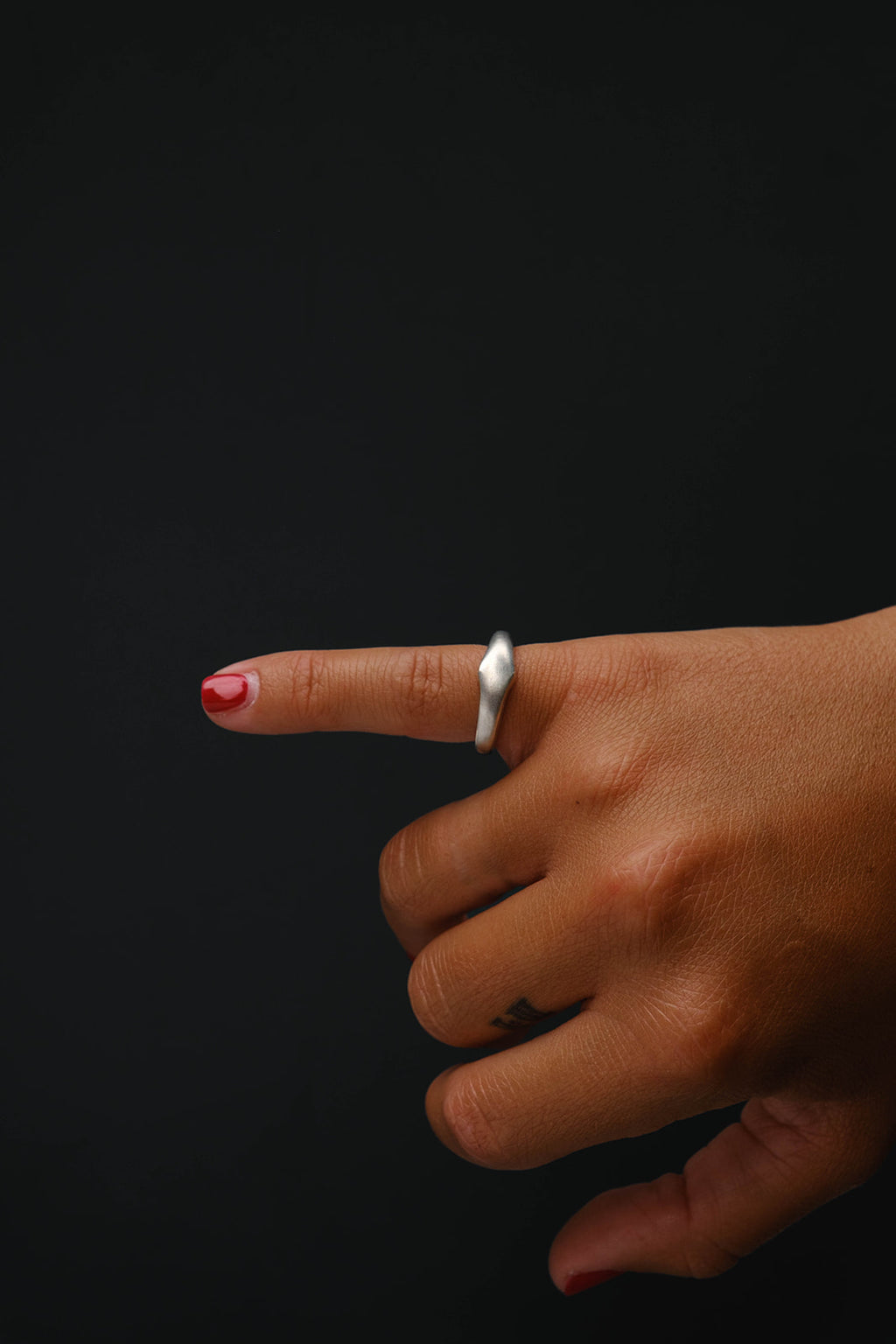 signet pinky ring
