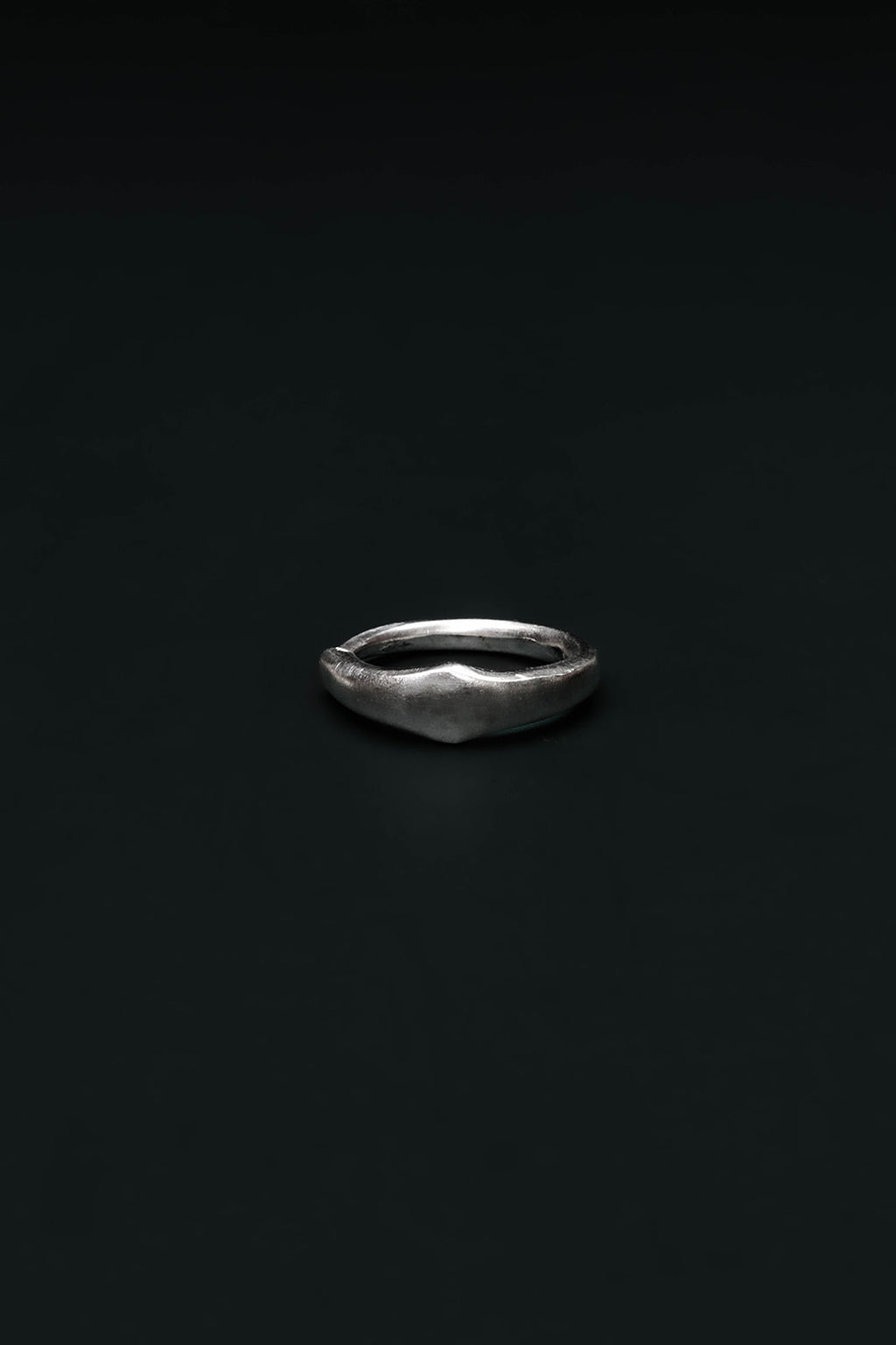 signet pinky ring