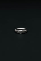 signet pinky ring