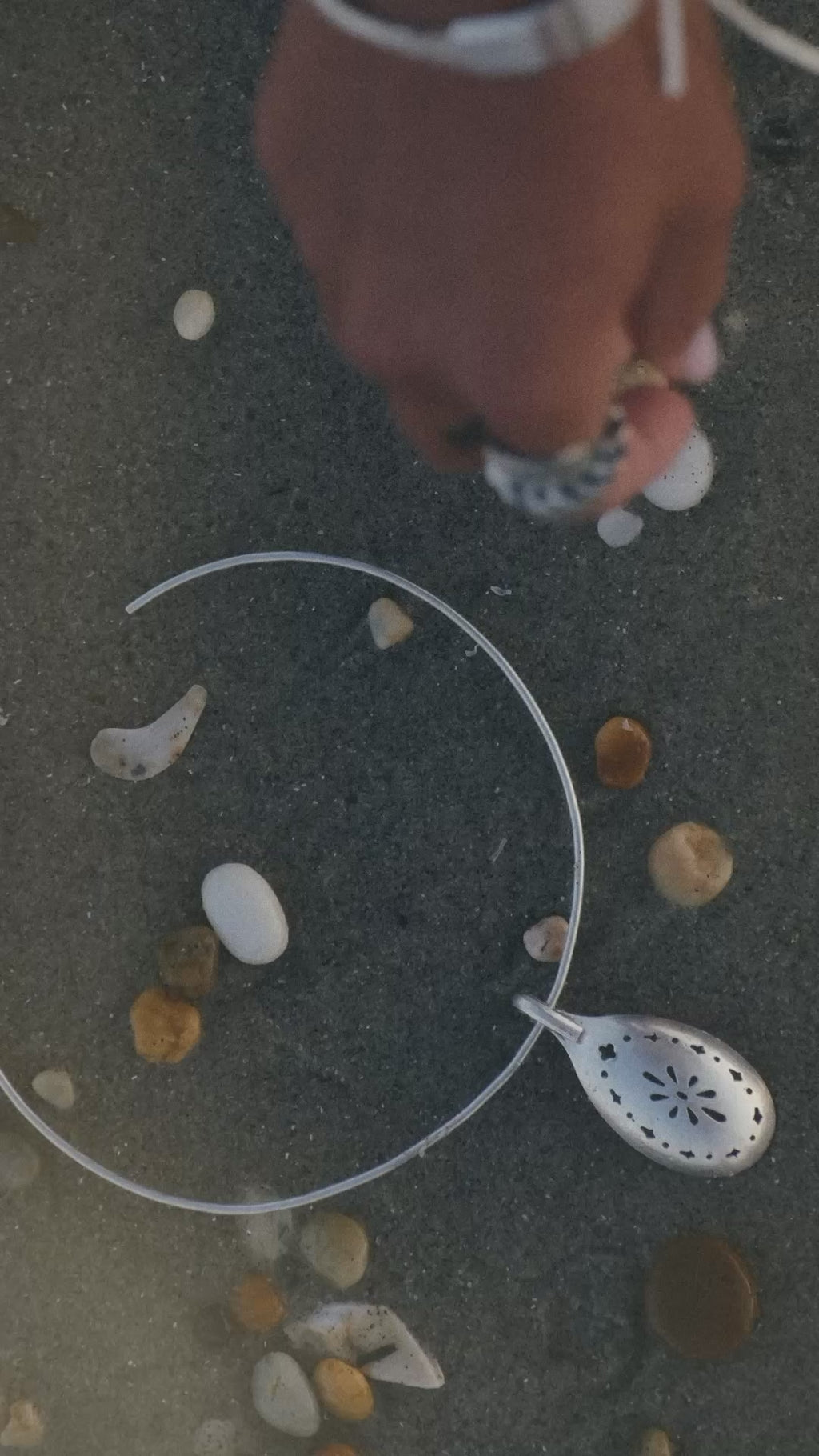 sand dollar sterling neck cuff